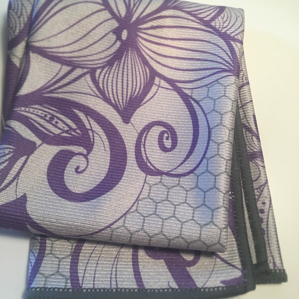 Norwex Window Cloth - Picture 3 of 5
